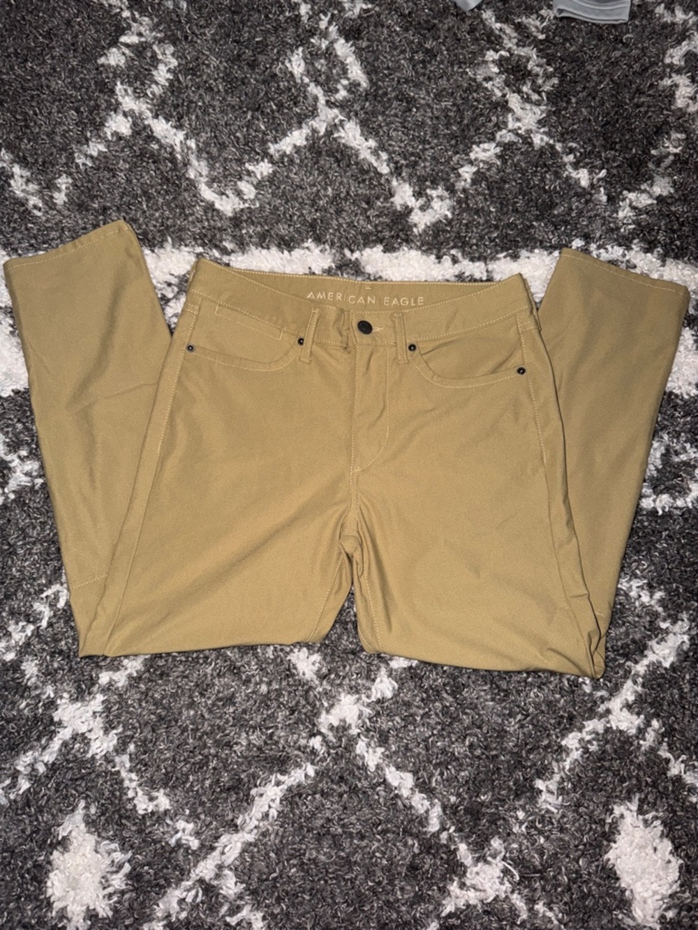 EUC American Eagle Outfitters Men’s Tan Brown Chino Pants - 28x28